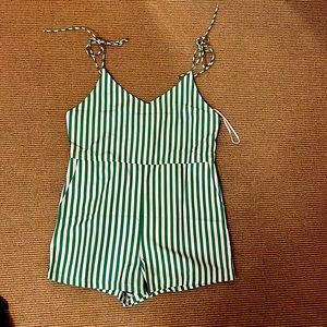 NWT: Green and white striped Princess Polly romper with pockets